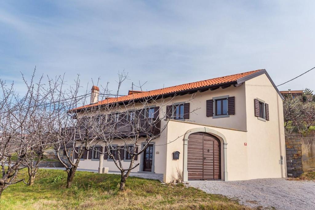 Cherry Orchard House photo 1