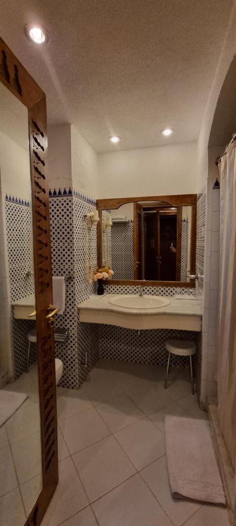 Private Furnished One-Bedroom Apartment at Domina Coral Bay - Block 34 photo 4