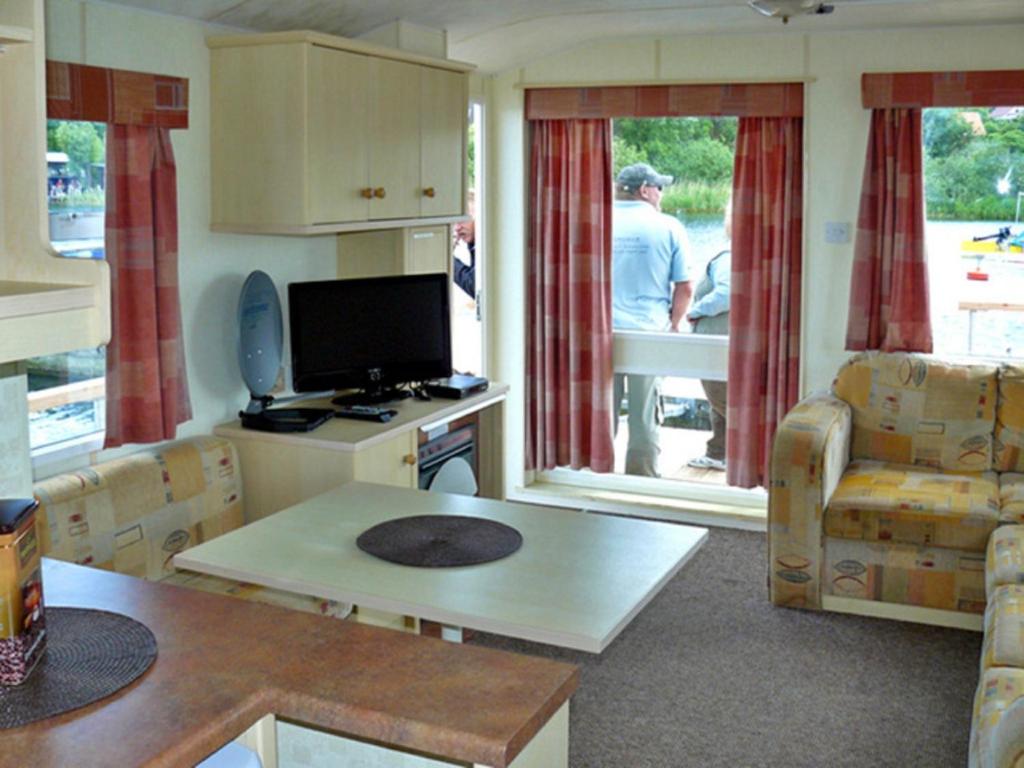 House Boat Jabel photo 1
