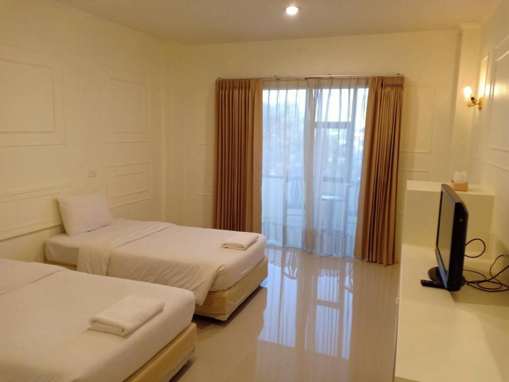 Golden Dragon Resort photo 1