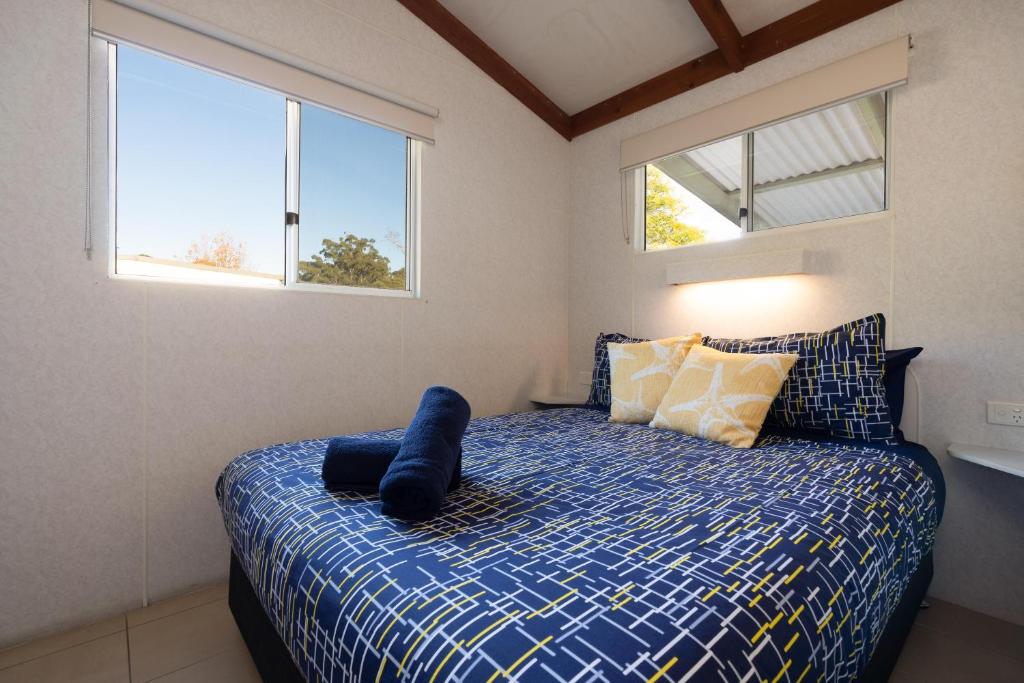 Tasman Holiday Parks - Myola - Tap to explore photos