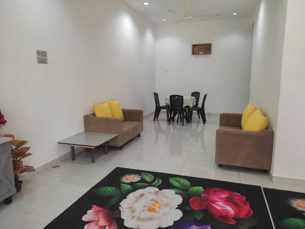 HOMESTAY AT-TAQWA BATU PAHAT photo 3