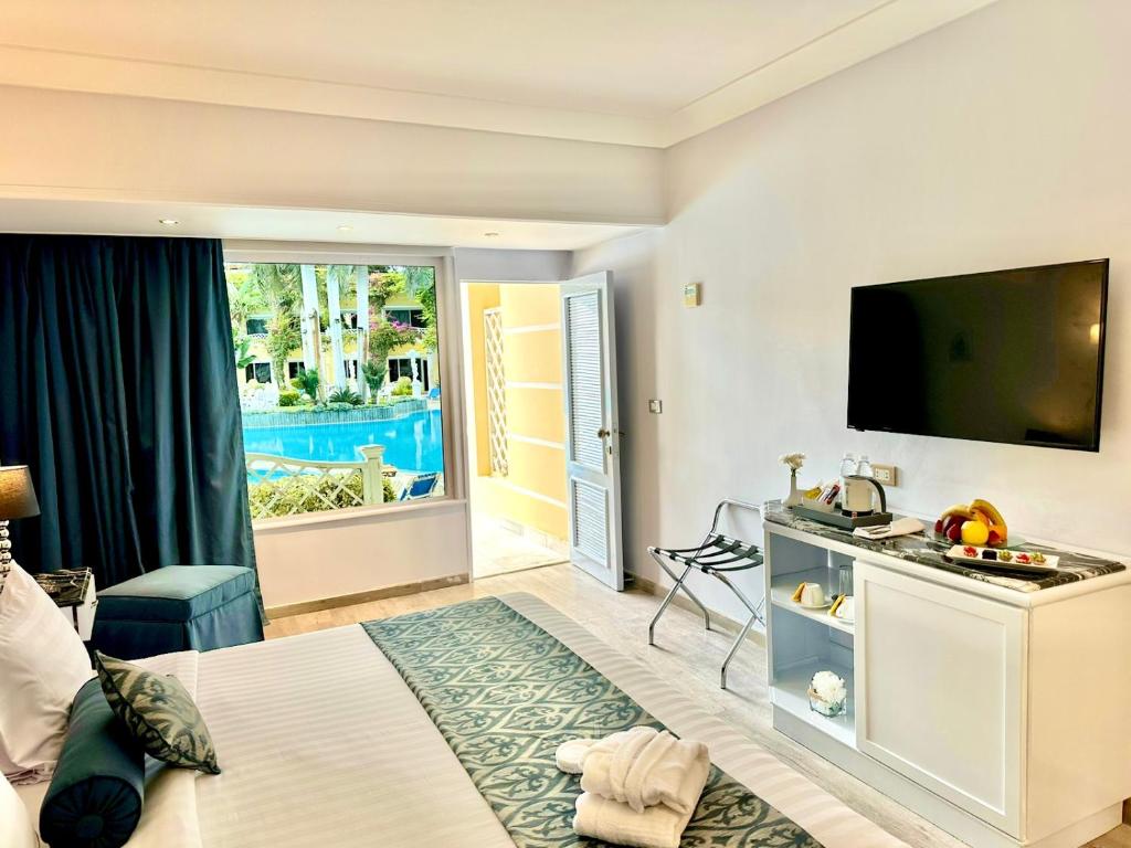 Paradise Inn Beach Resort photo 3
