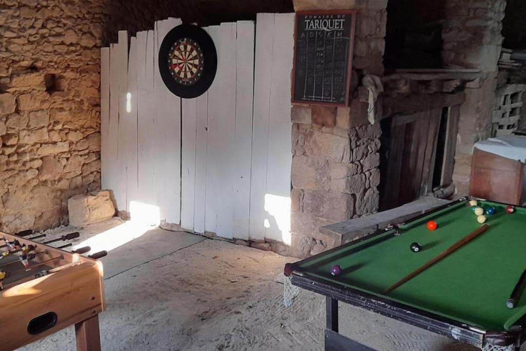 Two Hoots - farmhouse with summer pool. photo 3