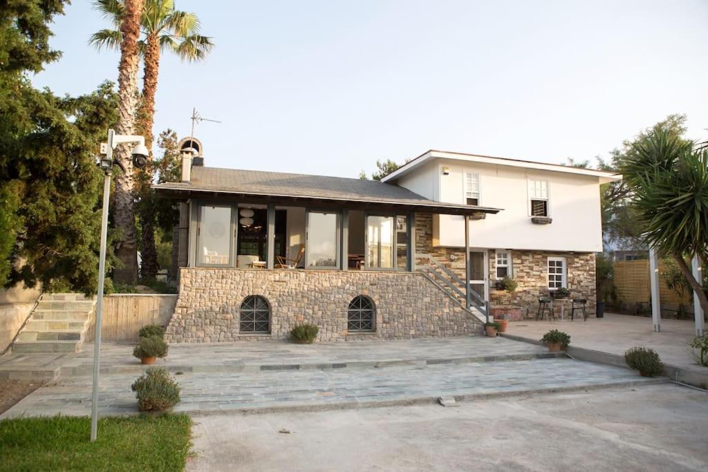 Greece Seaside villa 200sq m 20m from sea photo 2