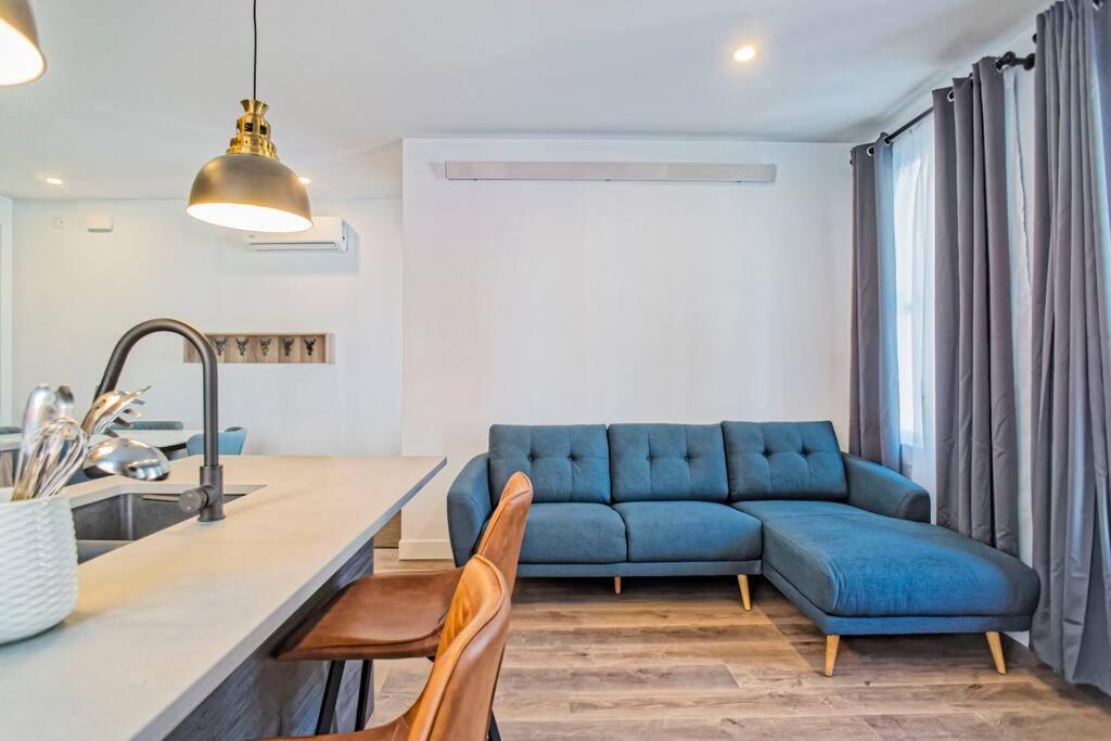 201 Condo au rez de chaussée , au coeur de Bromont photo 4