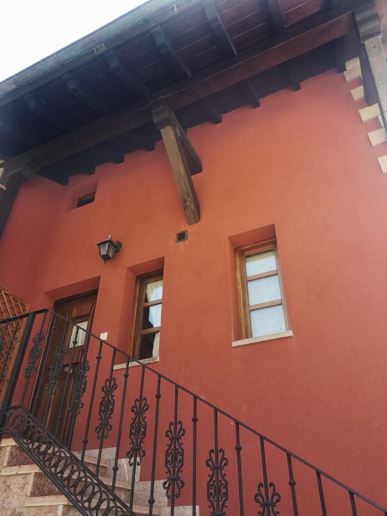 LA CASA ROJA photo 1