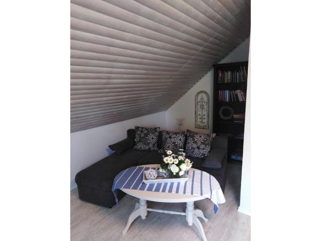 Ferienwohnung "Haus am See" mit Balkon und Grill