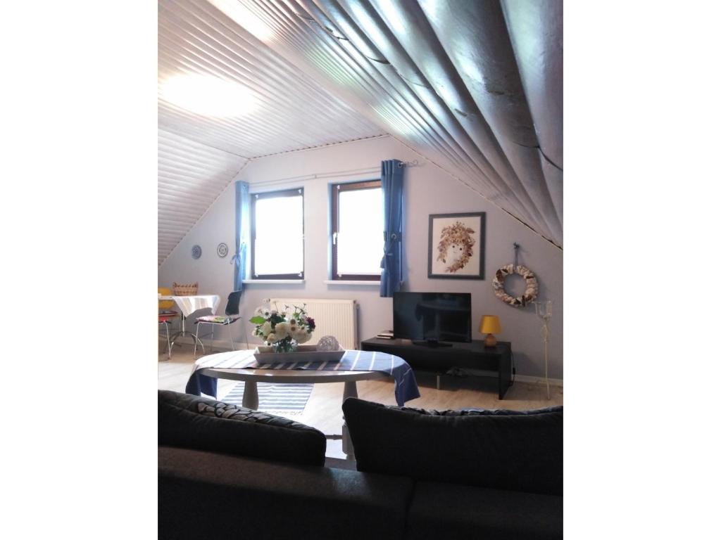 Ferienwohnung "Haus am See" mit Balkon und Grill photo 1