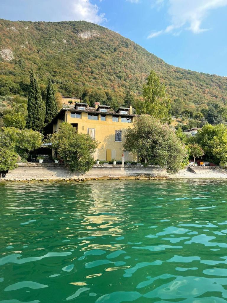 L'Oleandro sul Lago d'Iseo B&B photo 3