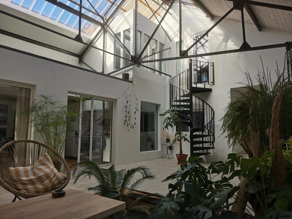 Shamshouse/Garage photo 3