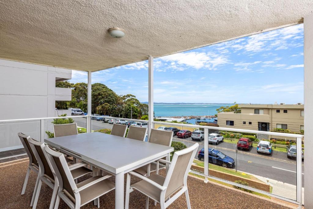 Birdseye View Apartment at Nelson Bay