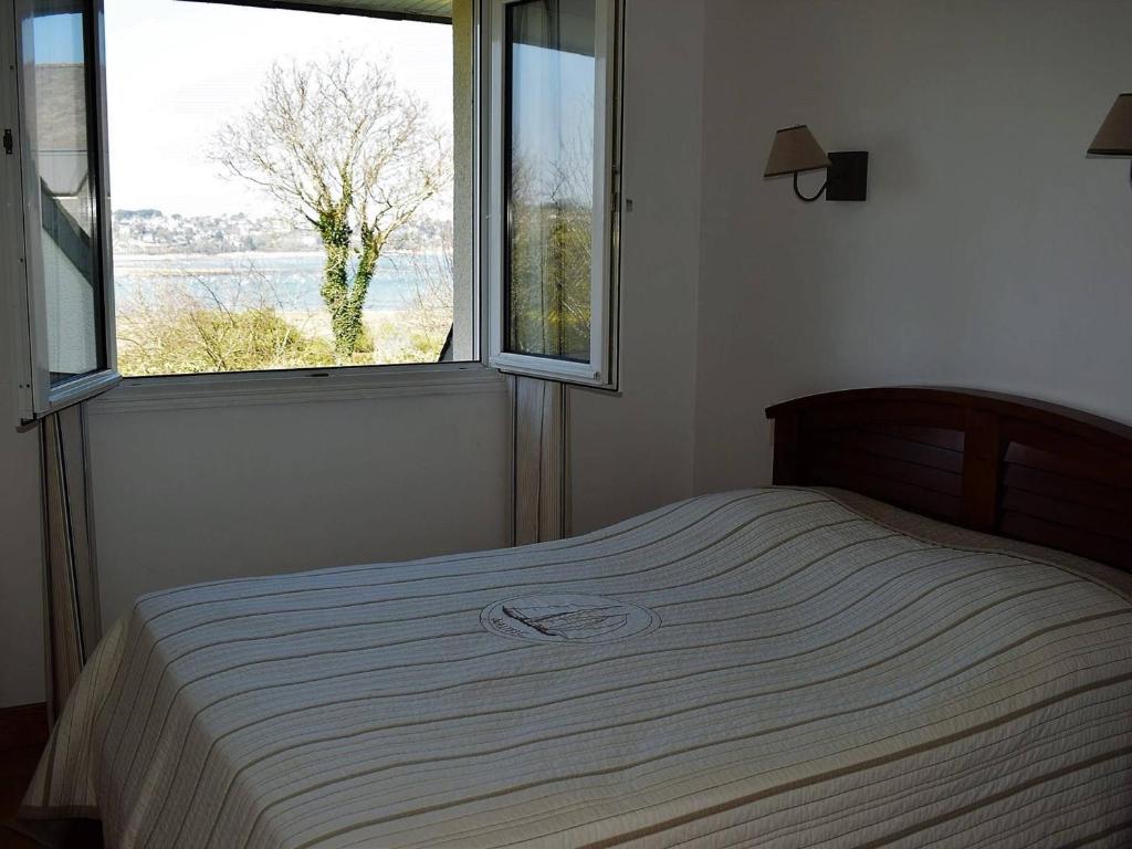 Maison Louannec, 5 pièces, 8 personnes - FR-1-368-65 photo 2