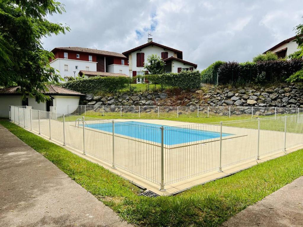 Appartement Cambo-les-Bains, 2 pièces, 2 personnes - FR-1-495-72 photo 1