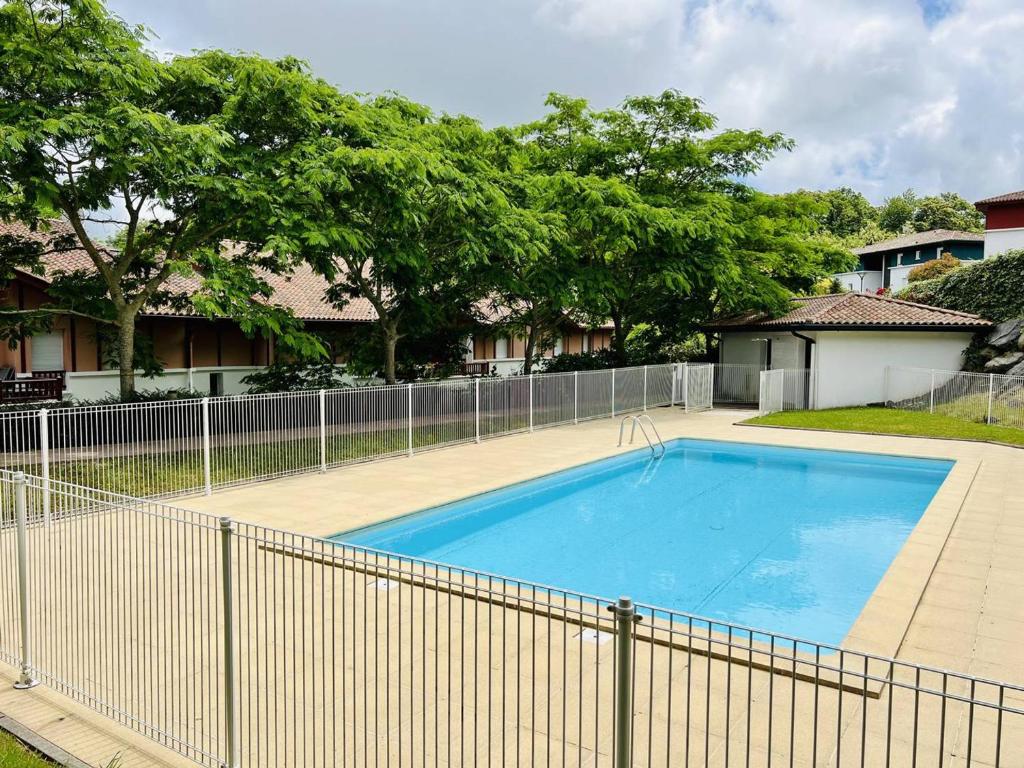Appartement Cambo-les-Bains, 2 pièces, 2 personnes - FR-1-495-72 photo 2