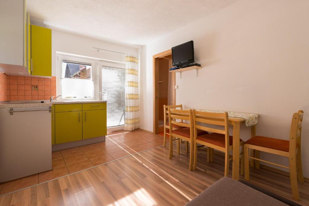 Ela Apartments - 2 photo 3