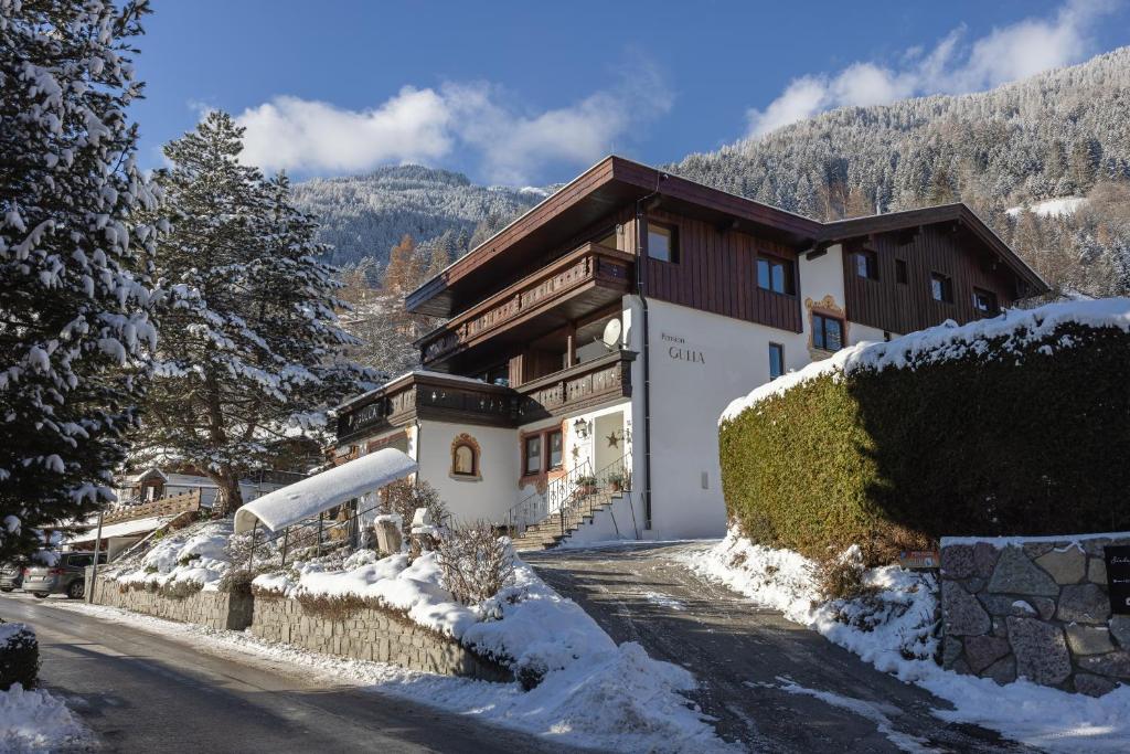 Pension Gulla - Ferienhaus Appartements B&B photo 4