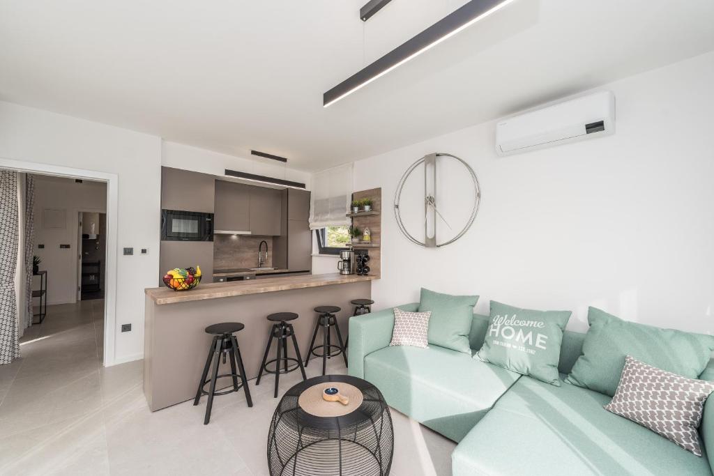 Luxury Villas Joy photo 1