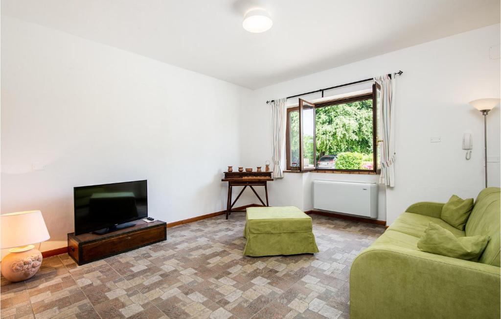 Awesome Apartment In Narni With 1 Bedrooms, Outdoor Swimming Pool And Wifi photo 1