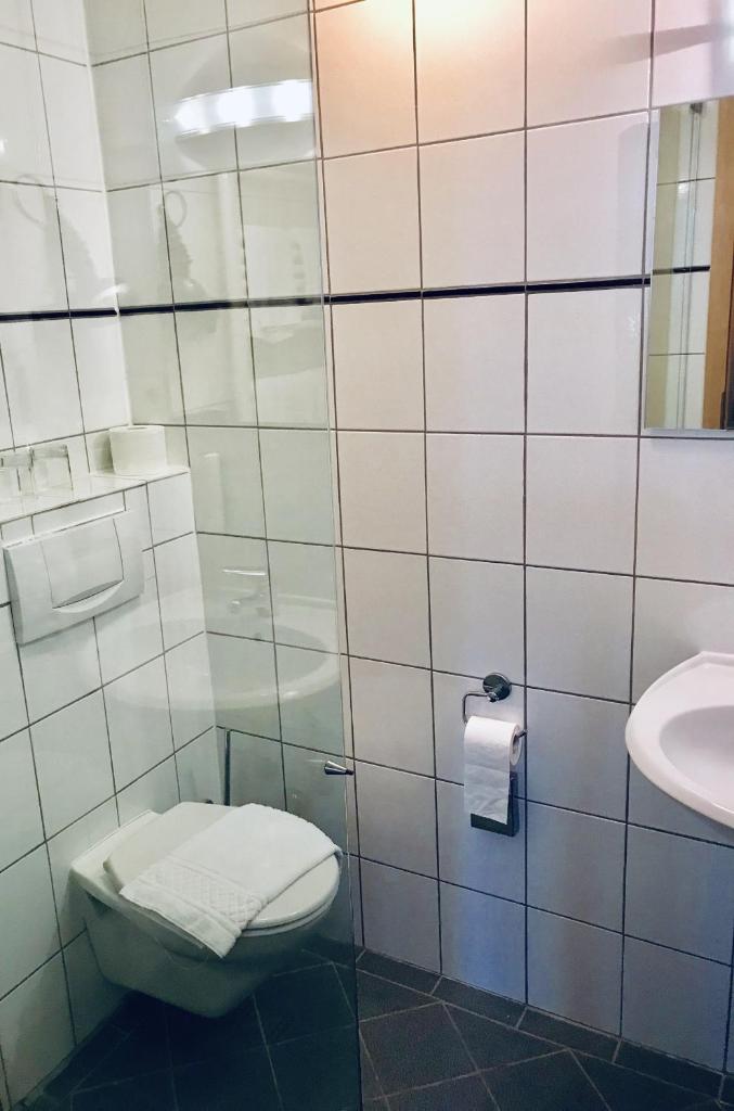 Hotel Weingut Dehren photo 1