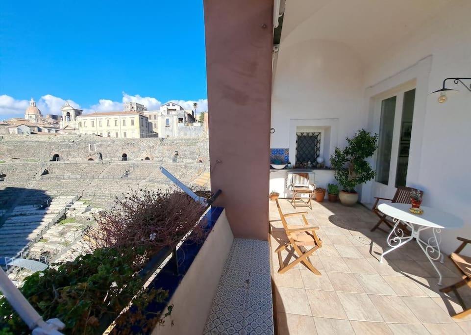 Finestre sul Teatro - Catania - Parking included