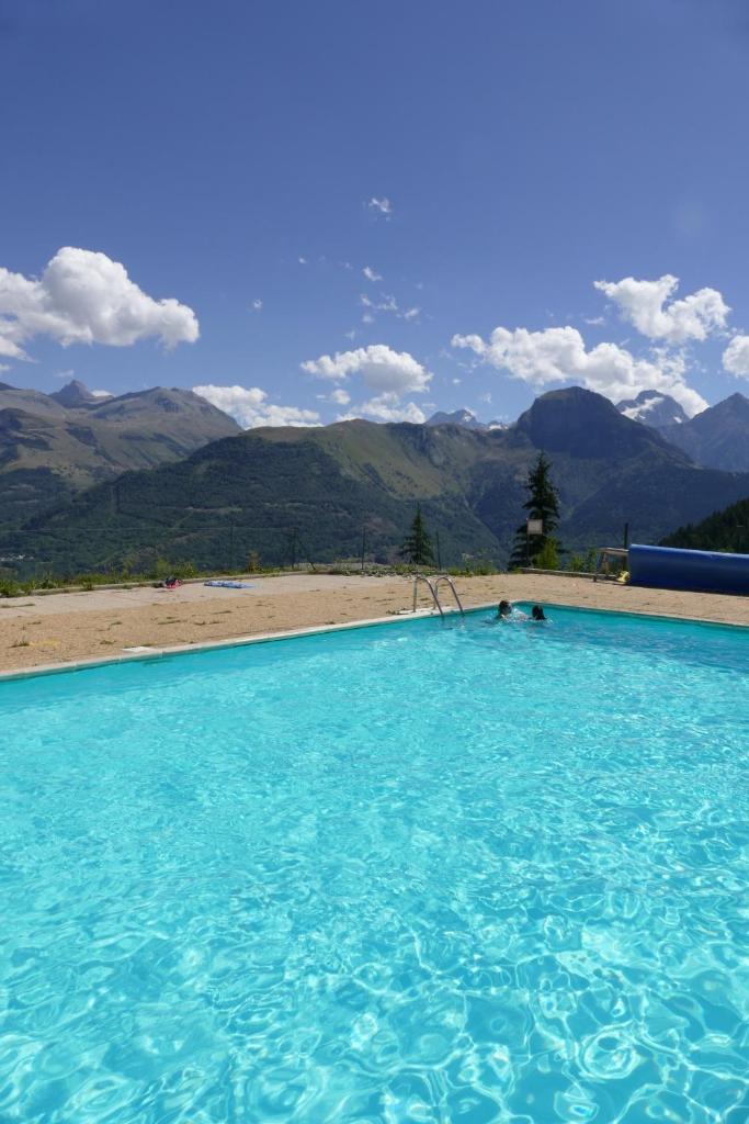 Studio coin montagne à Auris en Oisans avec vue magnifique photo 2