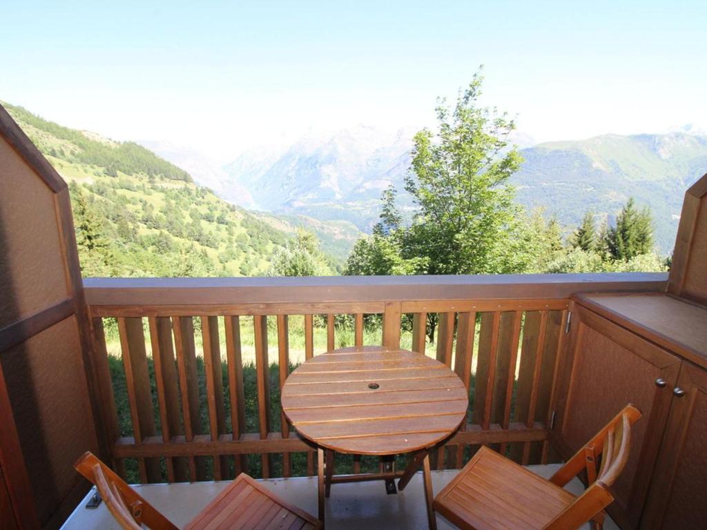 Appartement Auris, 2 pièces, 3 personnes - FR-1-297-299 photo 1