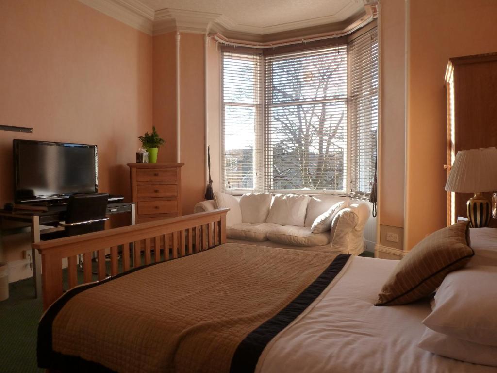 Inn At The Park Hotel photo 1