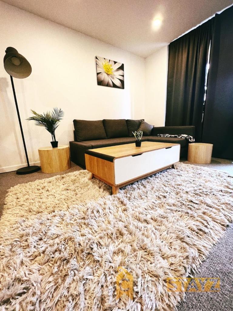 Contemporary in Kingston-2bd Apt photo 3