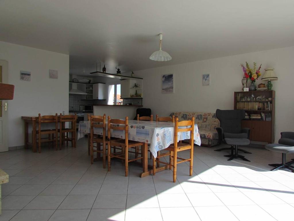 Maison Le Grand-Village-Plage, 4 pièces, 7 personnes - FR-1-246A-176 photo 3