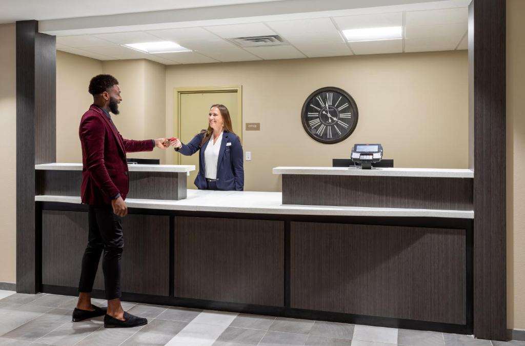 Candlewood Suites Rochester Mayo Clinic Area, an IHG Hotel image