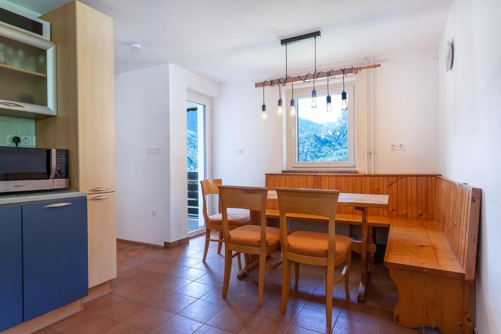 Iglica Apartments - First Floor photo 3