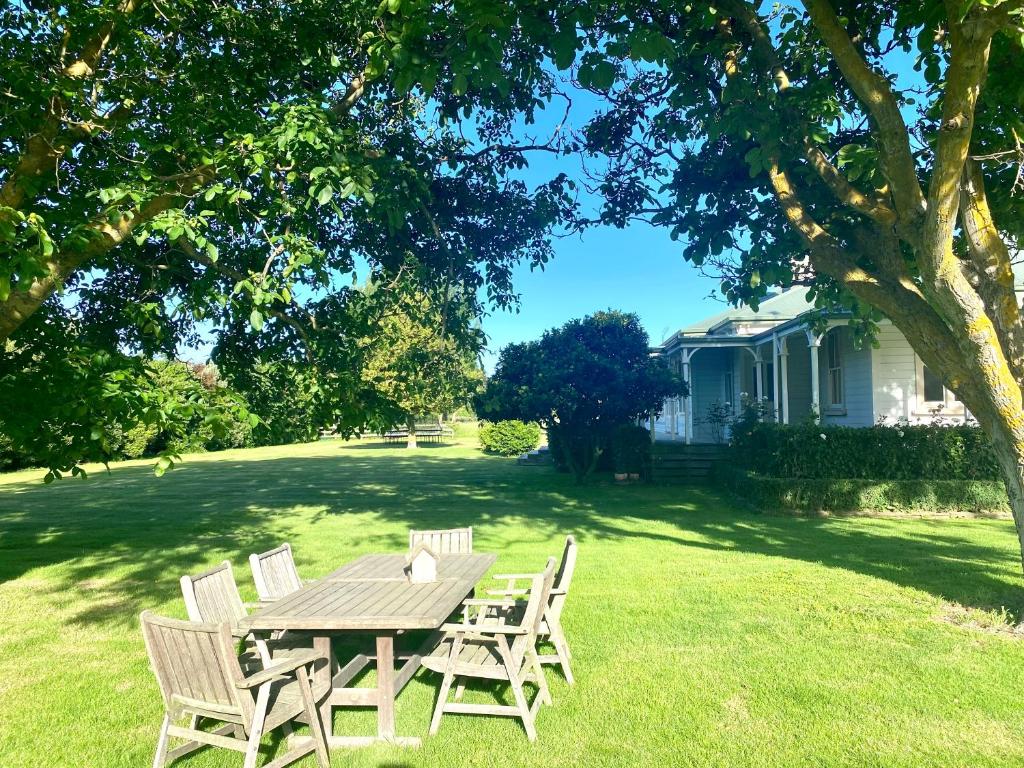 Botham's Beauty - Blenheim Holiday Home photo 2