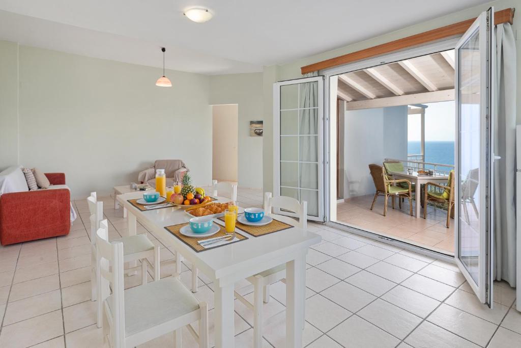 Panorama Apartments photo 3
