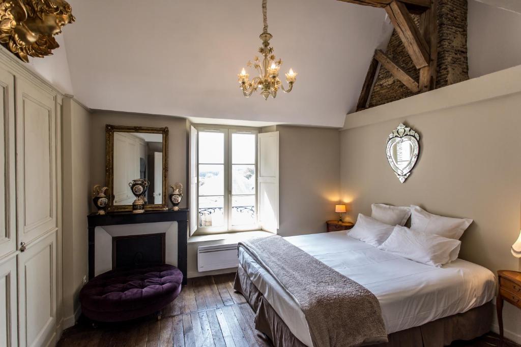 Les Univers de Panette, Un magnifique appartement en duplex 2 mn cathédrale, avec parking photo 3