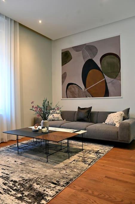 Nino Luxury Apartment photo 3