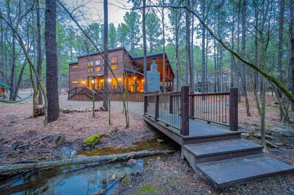 Fireside Creek Luxury Cabin photo 4