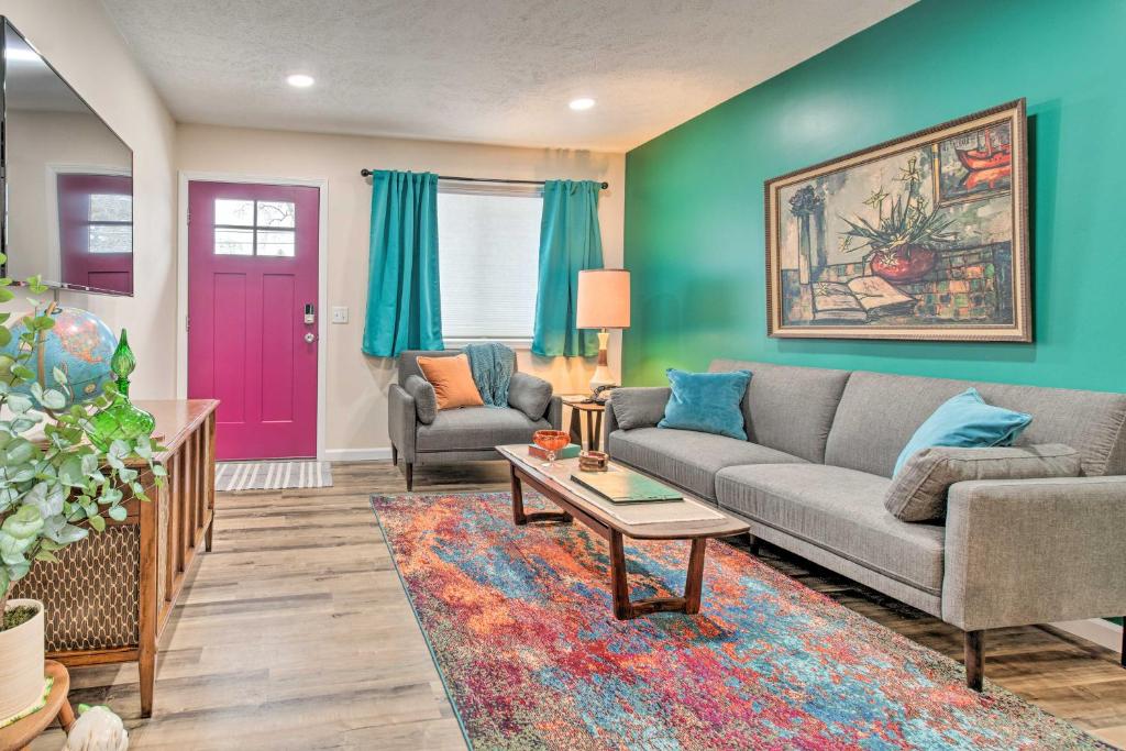 Stylish Vacation Rental - Walk to ISU! photo 3