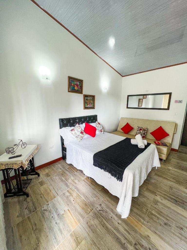 Monteverde Holiday Apartments photo 3
