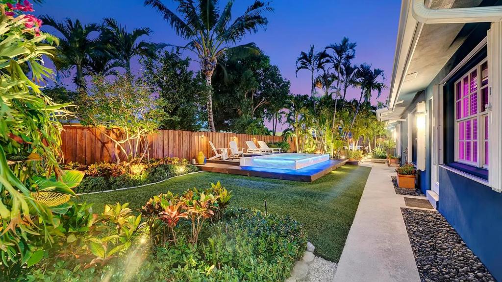 Modern Oasis image