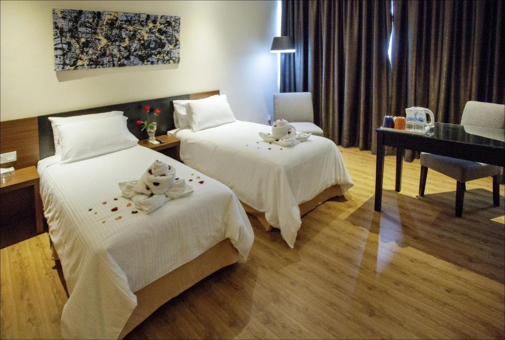 Cathayana Hotel Kuantan photo 2