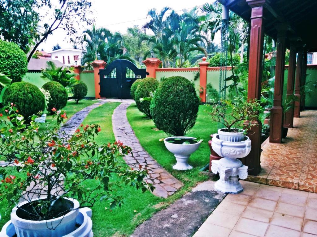 The Norfolk Heritage Airport Villa photo 2
