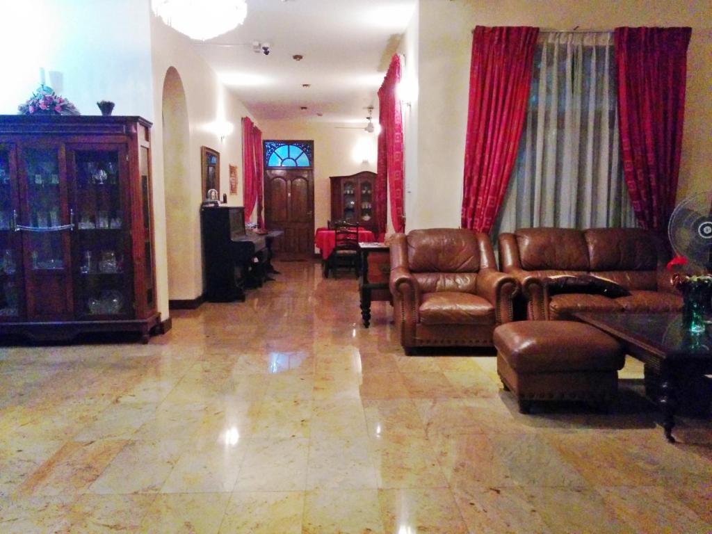 The Norfolk Heritage Airport Villa photo 4