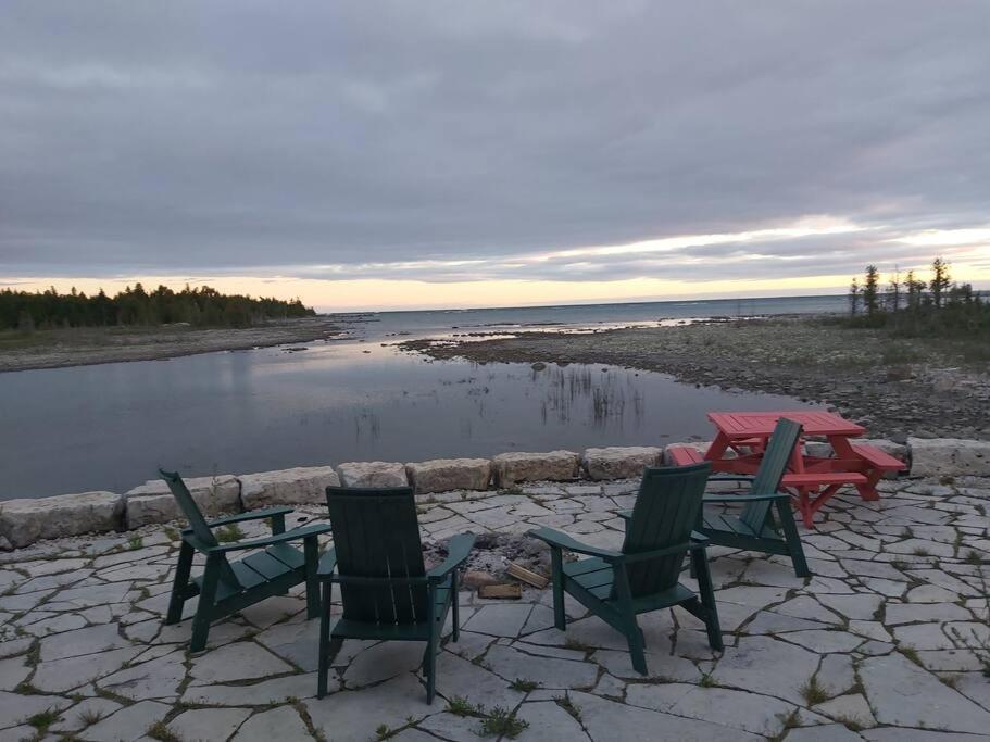 **WATERFRONT**BEAUTIFUL MODERN TOBERMORY COTTAGE photo 2