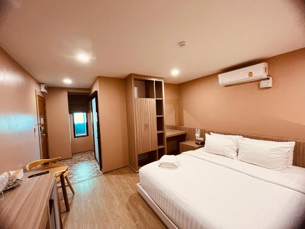 USABAI Riverside Boutique Hotel photo 2