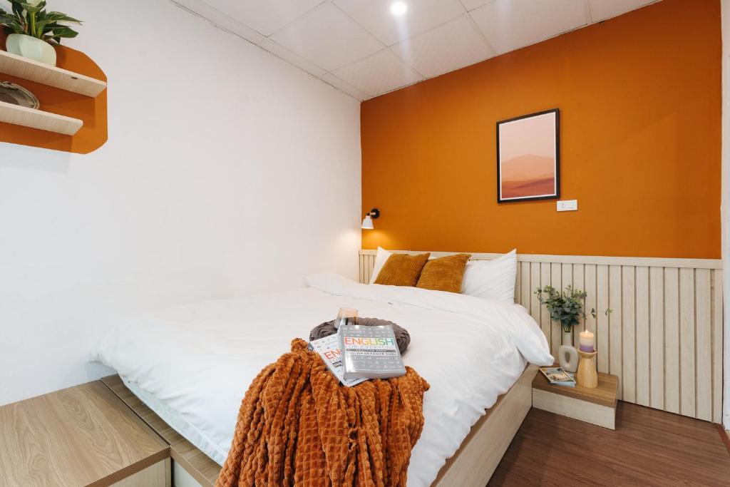 Economy & Premium with large groups, central location