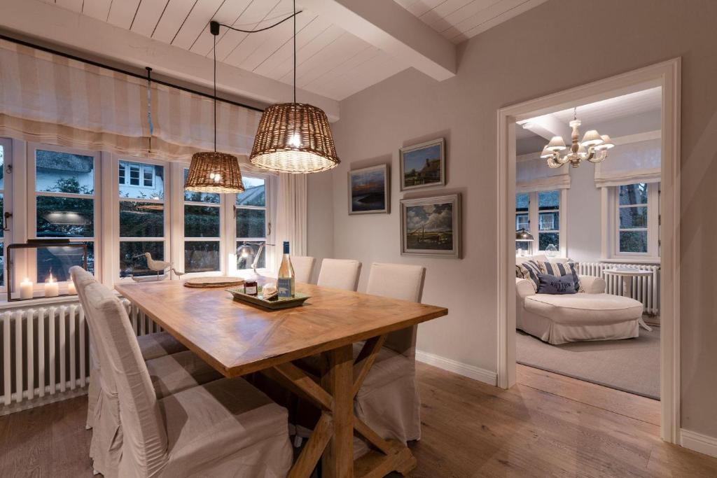 von-Deska-Countryhouses-Reeder-Fluegel photo 4