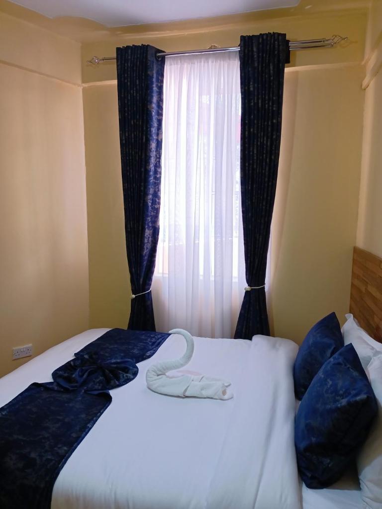 SOUTHLAKE FULLY FURNISHED TWO BEDROOMS APARTMENTS photo 3
