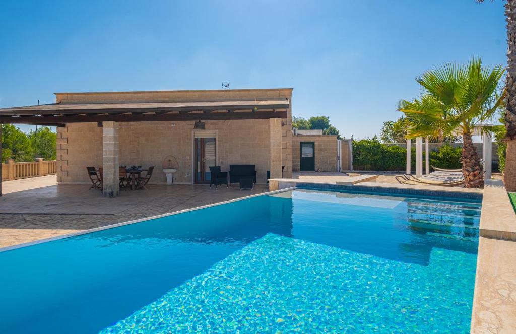 Villa Crigiada Luxury Pool photo 1