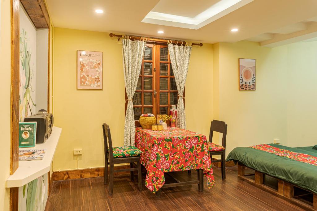 Budget Cool Retro Room with Big Outdoor Terrance